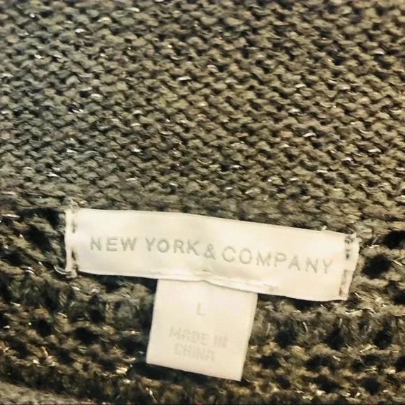- New York and company sweater - Picture 2 of 4